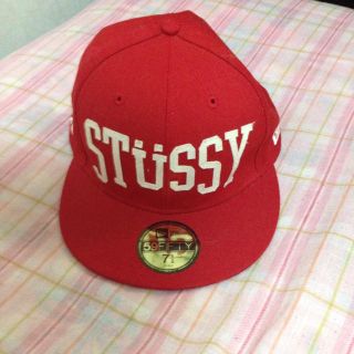 ステューシー(STUSSY)のSTUSSY × ニューエラ キャップ(ニット帽/ビーニー)