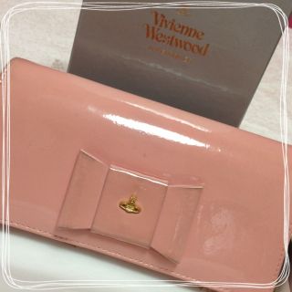 ヴィヴィアンウエストウッド(Vivienne Westwood)のヴィヴィアン♡エナメルリボンウォレット(財布)