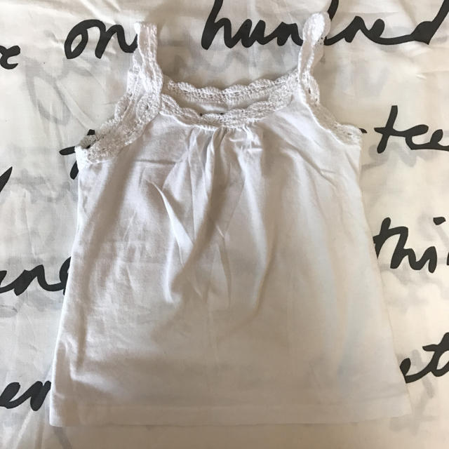 babyGAP(ベビーギャップ)のGAP キャミソール90センチ キッズ/ベビー/マタニティのキッズ服女の子用(90cm~)(Tシャツ/カットソー)の商品写真