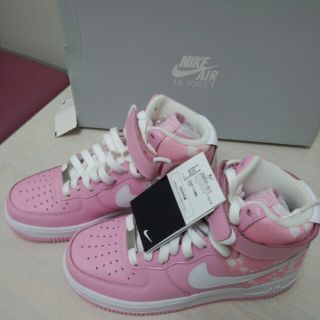 ナイキ(NIKE)のNIKE(スニーカー)