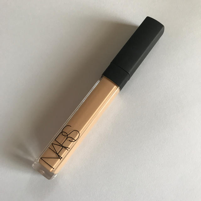 NARS(ナーズ)のナーズ NARS ラディアントクリーミーコンシーラー #CUSTARD コスメ/美容のベースメイク/化粧品(コンシーラー)の商品写真