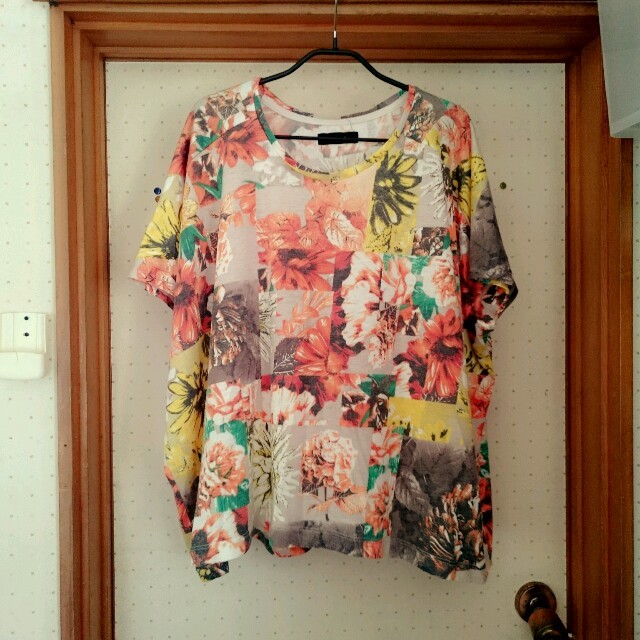 JEANASIS(ジーナシス)のジーナシス♡Tシャツ レディースのトップス(Tシャツ(半袖/袖なし))の商品写真
