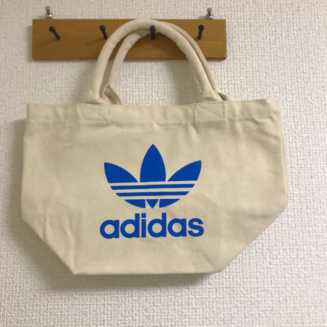 adidas(アディダス)のアディダス✱ミニトート レディースのバッグ(トートバッグ)の商品写真