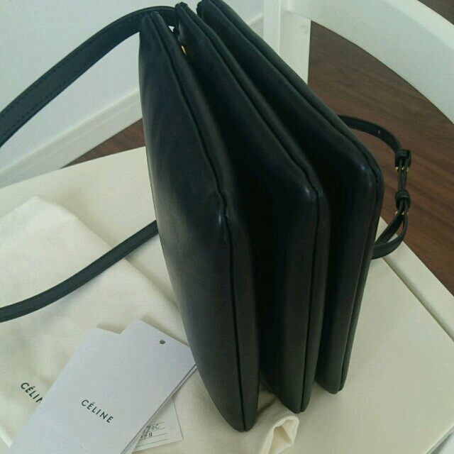 celine(セリーヌ)のセリーヌ トリオ スモール レディースのバッグ(ショルダーバッグ)の商品写真