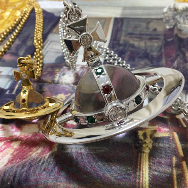 Vivienne Westwood(ヴィヴィアンウエストウッド)の美品☆旧型 ジャイアントオーブ レディースのアクセサリー(ネックレス)の商品写真