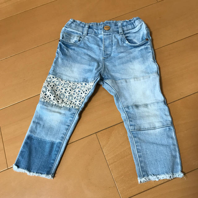 ZARA KIDS(ザラキッズ)のParis様専用 zarababy フリンジデニム キッズ/ベビー/マタニティのキッズ服女の子用(90cm~)(パンツ/スパッツ)の商品写真