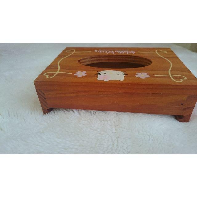 サンリオ(サンリオ)のキティ　木製　ティッシュボックス インテリア/住まい/日用品のインテリア小物(ティッシュボックス)の商品写真