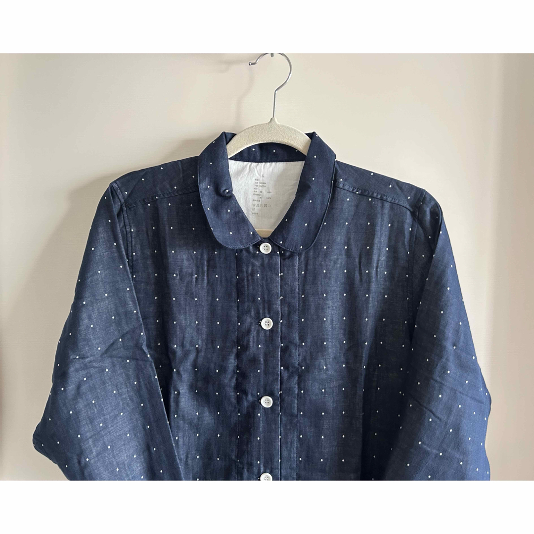 未使用品　Wガーゼ綿100% レディース長袖パジャマセット　ネイビー白水玉　L レディースのルームウェア/パジャマ(パジャマ)の商品写真