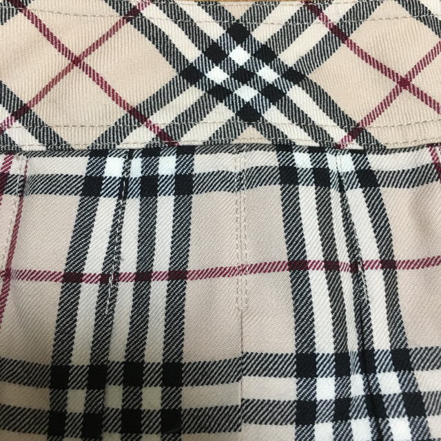 BURBERRY(バーバリー)のめろんさま専用！バーバリーブルーレーベル巻きスカートの生地メジャーより下 ハンドメイドの素材/材料(生地/糸)の商品写真