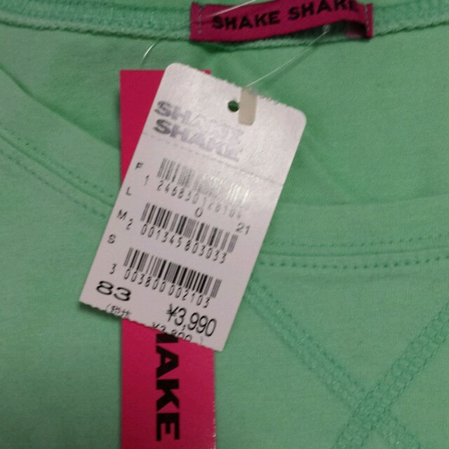 SHAKE SHAKE(シェイクシェイク)の新品タグ付　チュッパチャップス Tシャツ レディースのトップス(Tシャツ(半袖/袖なし))の商品写真