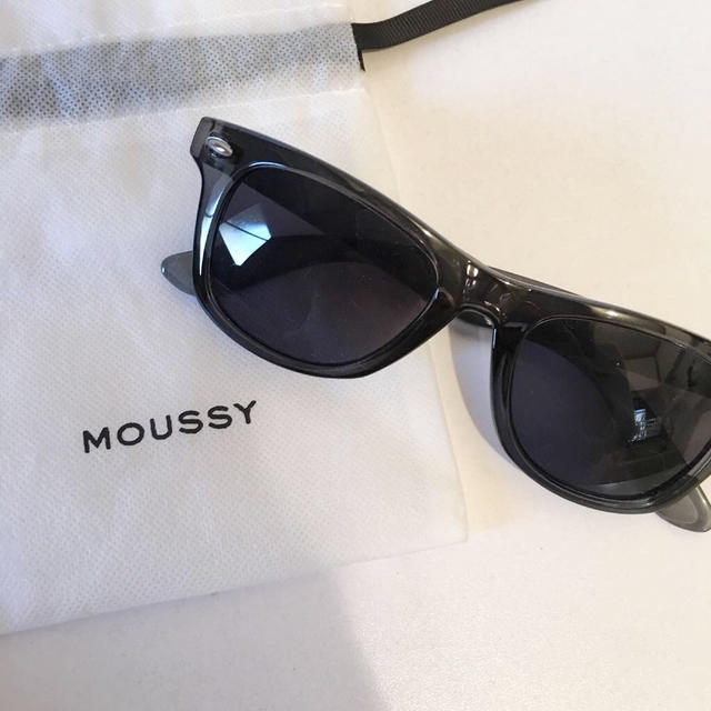 moussy(マウジー)のmoussy レディースのファッション小物(サングラス/メガネ)の商品写真