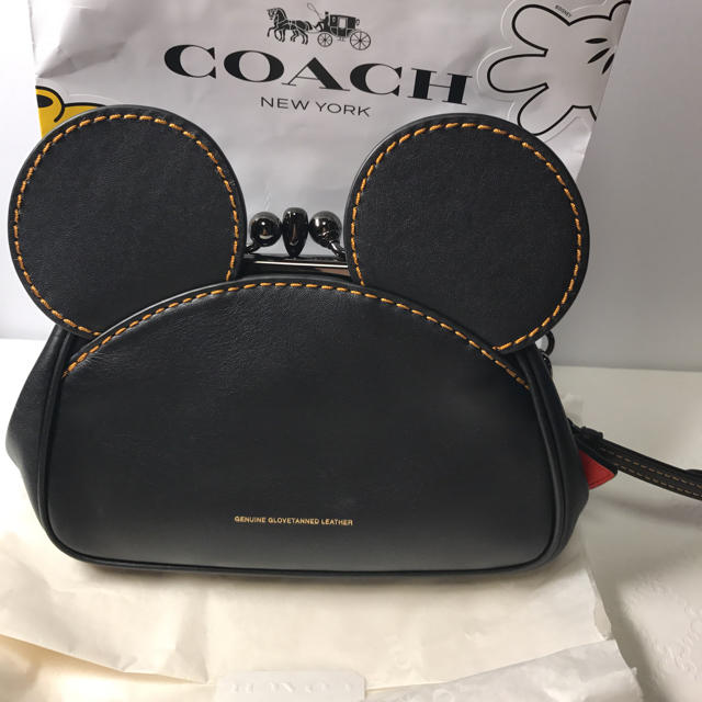 COACH(コーチ)のコーチ×ディズニーコラボ クラッチバッグ❤️新品 未使用 レディースのバッグ(クラッチバッグ)の商品写真