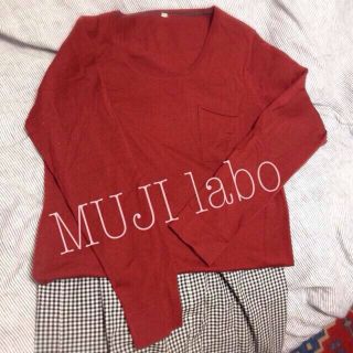 ムジルシリョウヒン(MUJI (無印良品))のMUJI labo 赤カシミヤセーター(ニット/セーター)