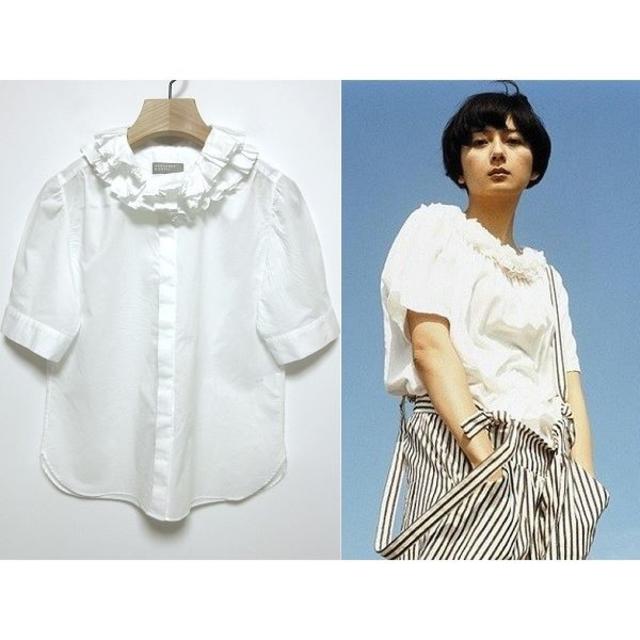 MARGARET HOWELL(マーガレットハウエル)の美品 マーガレットハウエル16SS ラッフルカラーシャツⅠ菊池亜希さん着 完売品 レディースのトップス(シャツ/ブラウス(半袖/袖なし))の商品写真