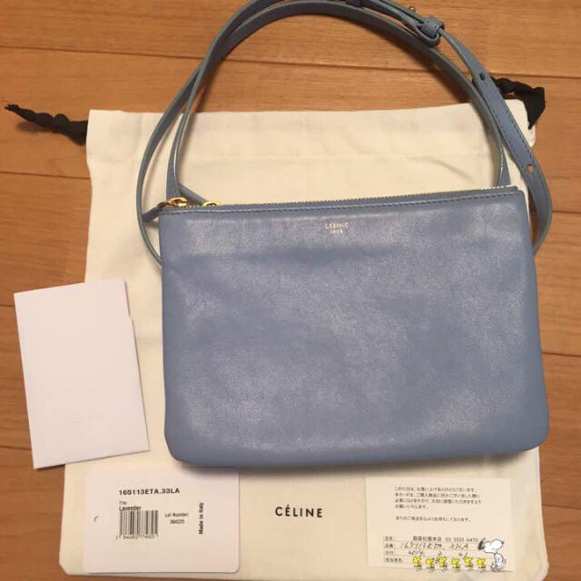 celine(セリーヌ)の正規品 CELINE セリーヌ トリオ スモール 水色 レディースのバッグ(ショルダーバッグ)の商品写真