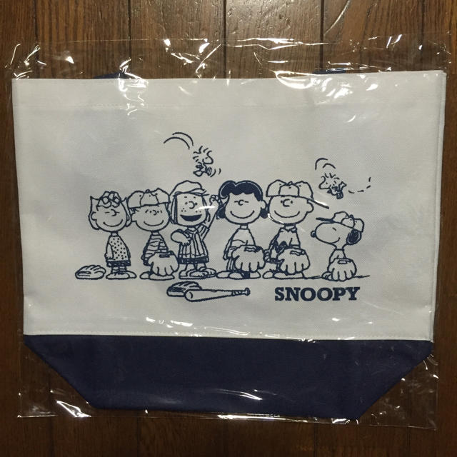 Snoopy 新品 Aoki スヌーピー トートバッグの通販 By ラビベアー S Shop スヌーピーならラクマ