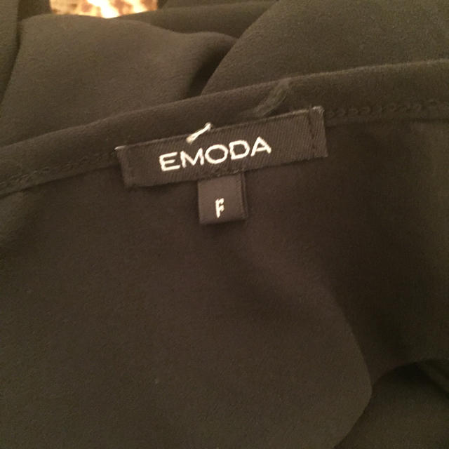 EMODA(エモダ)のEMODA レースカーディガン トップス エモダ レディースのトップス(シャツ/ブラウス(長袖/七分))の商品写真