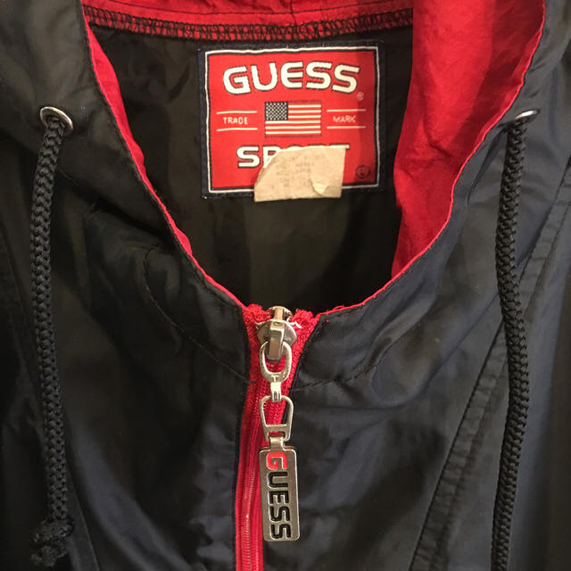 GUESS(ゲス)の90s GUESS【ゲス】ブランドロゴナイロンアノラックジャケット！ビンテージ！ メンズのジャケット/アウター(ナイロンジャケット)の商品写真