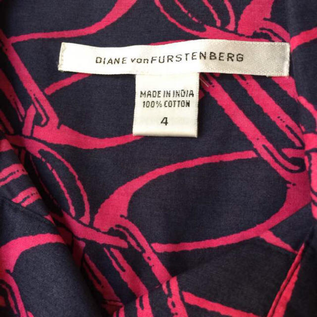 DIANE von FURSTENBERG(ダイアンフォンファステンバーグ)の訳ありなのでお買い得！DVF♡ネイビー×フューシャピンク♡コットンワンピース レディースのワンピース(ひざ丈ワンピース)の商品写真