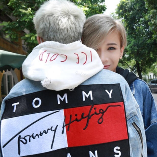 TOMMY HILFIGER(トミーヒルフィガー)のトミーヒルフィガー☆デニムジャケット レディースのジャケット/アウター(Gジャン/デニムジャケット)の商品写真