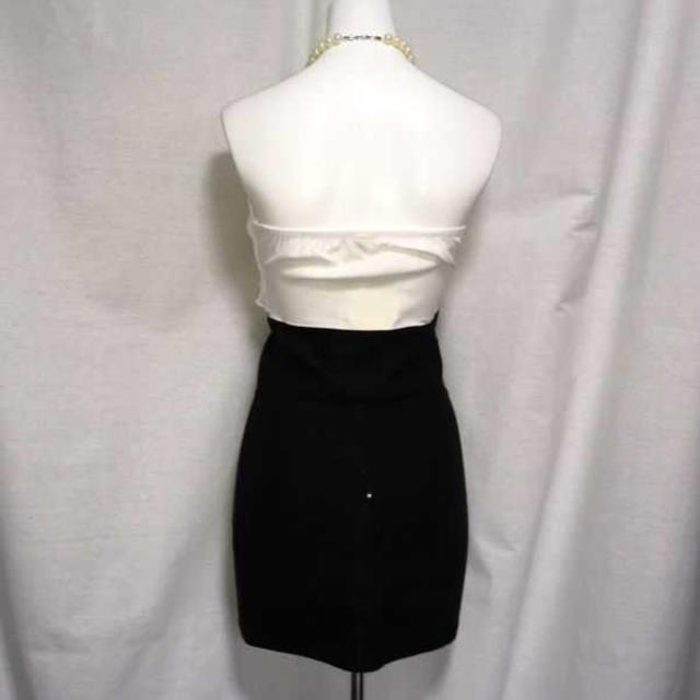 キャバドレス 283B 白黒 ボディコン ミニ バイカラー フェイクパール レディースのフォーマル/ドレス(ミニドレス)の商品写真