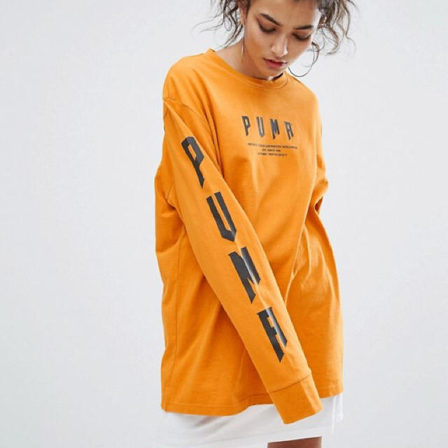 PUMA(プーマ)のpumaプーマオーバーサイズロングTシャツM レディースのトップス(Tシャツ(長袖/七分))の商品写真