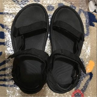 テバ(Teva)のテバ。サンダル。ブラック。size24.0。(サンダル)