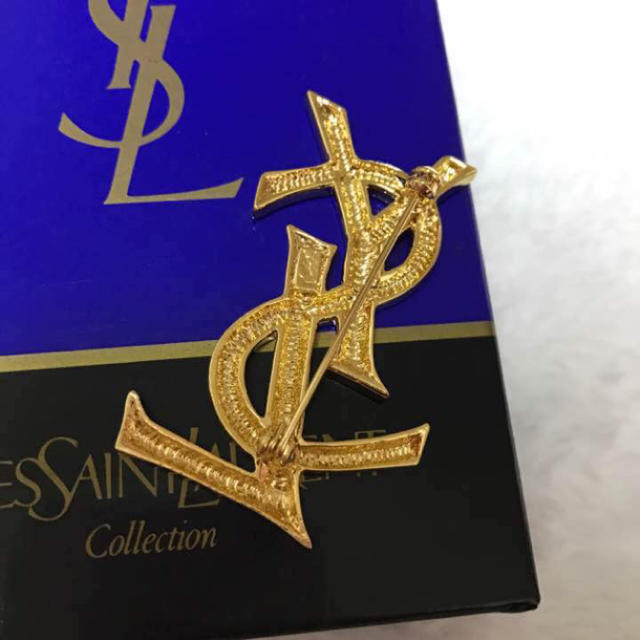 Saint Laurent(サンローラン)の【YSL】未使用 / ブローチ レディースのアクセサリー(ブローチ/コサージュ)の商品写真