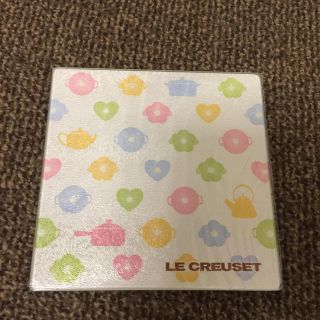 ルクルーゼ(LE CREUSET)の鍋敷き カッティングボード(キッチン小物)