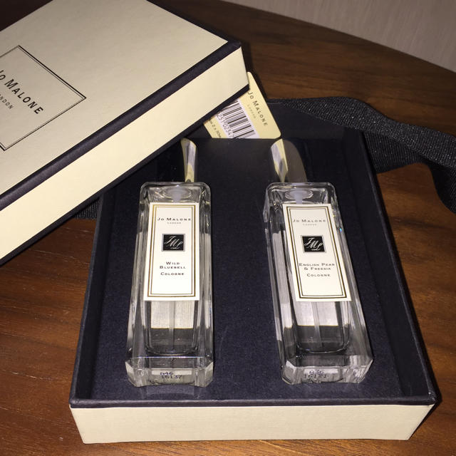 Jo Malone(ジョーマローン)のジョーマーロン コロン イングリッシュペア / ワイルドブルーベル セット コスメ/美容の香水(ユニセックス)の商品写真