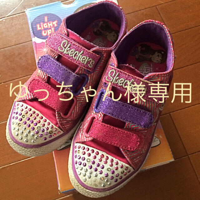 SKECHERS(スケッチャーズ)のSkechers  Twinkle toes  光るスニーカー 19cm キッズ/ベビー/マタニティのキッズ靴/シューズ(15cm~)(スニーカー)の商品写真