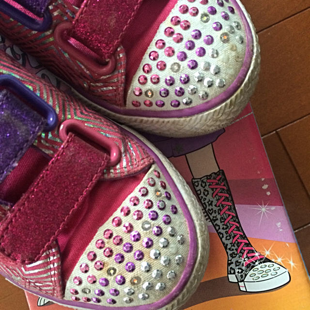 SKECHERS(スケッチャーズ)のSkechers  Twinkle toes  光るスニーカー 19cm キッズ/ベビー/マタニティのキッズ靴/シューズ(15cm~)(スニーカー)の商品写真