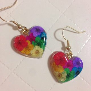 ハンドメイド♡レインボーフラワーピアス②(ピアス)