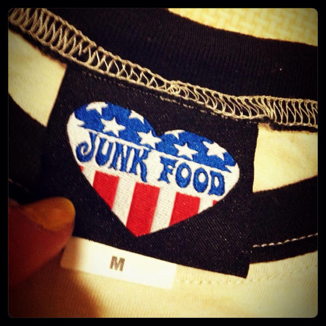 JUNK FOOD(ジャンクフード)のJUNK FOOD ラグラン レディースのトップス(Tシャツ(長袖/七分))の商品写真