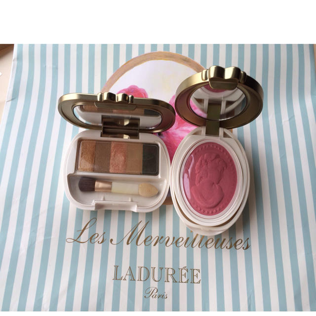 Les Merveilleuses LADUREE(レメルヴェイユーズラデュレ)のレメルヴェイユーズラデュレアイ＆チーク コスメ/美容のベースメイク/化粧品(その他)の商品写真