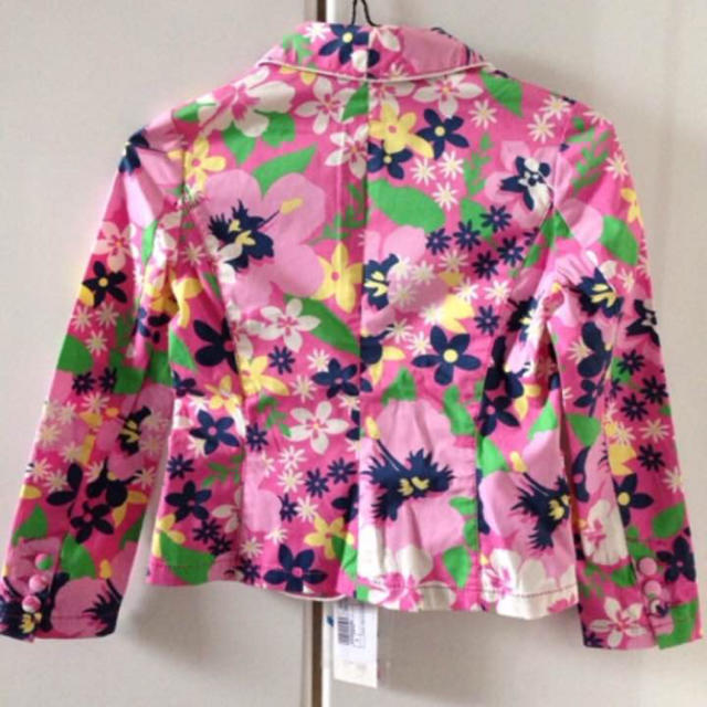 GAS(ガス)の90％以上off GAS 花柄ジャケット 新品 120 キッズ/ベビー/マタニティのキッズ服女の子用(90cm~)(ジャケット/上着)の商品写真