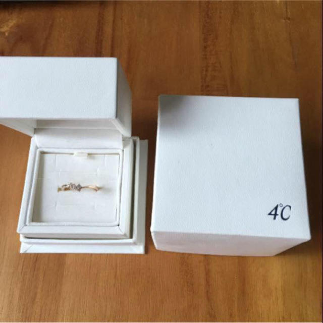 4℃(ヨンドシー)の☆専用です☆4℃ K18 ダイヤモンドリング レディースのアクセサリー(リング(指輪))の商品写真
