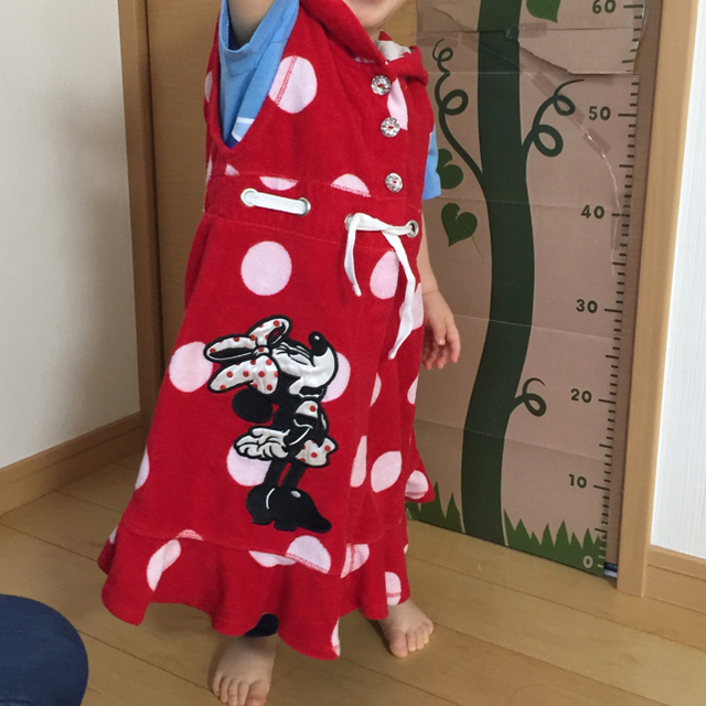 Disney(ディズニー)の専用 ミニーちゃん プールガウン  4歳用 キッズ/ベビー/マタニティのキッズ服女の子用(90cm~)(水着)の商品写真