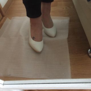 ポインテッドトゥパンプス👠White(ハイヒール/パンプス)