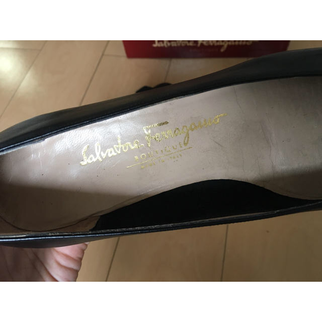 Salvatore Ferragamo(サルヴァトーレフェラガモ)のフェラガモ vintageパンプス レディースの靴/シューズ(ハイヒール/パンプス)の商品写真