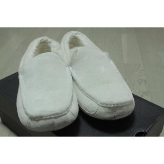 アグ(UGG)のUGG モカシン 専用(スリッポン/モカシン)