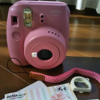 フジフイルム(富士フイルム)の【富士フイルム】チェキ　instax mini8 ピンク(フィルムカメラ)