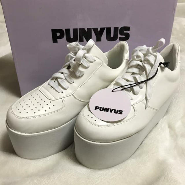 PUNYUS(プニュズ)のプニュズ 厚底 スニーカー 渡辺直美 PUNYUS レディースの靴/シューズ(スニーカー)の商品写真