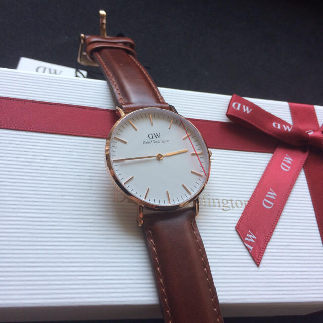 Daniel Wellington(ダニエルウェリントン)の【ラスト1点‼️】ダニエルウェリントン　36mm 正規品  レディースのファッション小物(腕時計)の商品写真