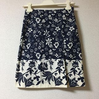 トッカ(TOCCA)のトッカ フラワースカート(ひざ丈スカート)