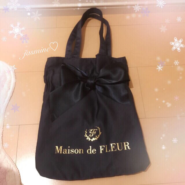 Maison de FLEUR(メゾンドフルール)のメゾンドフルール✧*。可愛い＊リボン付きハンドバッグ♡ジャルダン 美人百花 付録 レディースのバッグ(その他)の商品写真