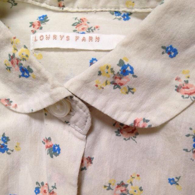 LOWRYS FARM(ローリーズファーム)のLOWRYS FARM ♡ ブラウス レディースのトップス(シャツ/ブラウス(半袖/袖なし))の商品写真