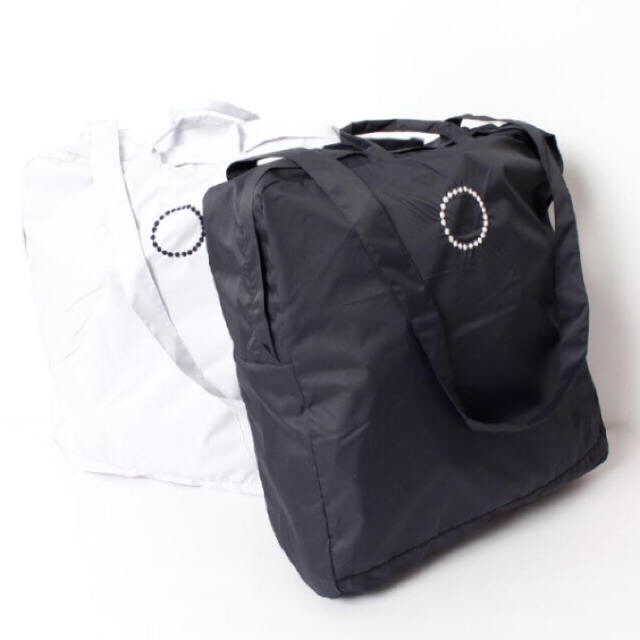 mina perhonen(ミナペルホネン)の完売 トラベルバッグ ミナペルホネン レディースのバッグ(トートバッグ)の商品写真