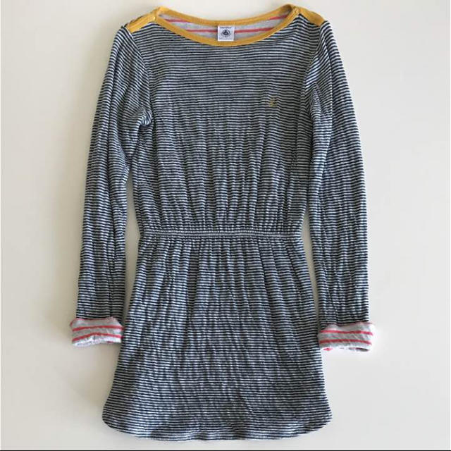 PETIT BATEAU(プチバトー)のプチバトー ワンピース 8ans 126cm PETIT BATEAU 120 キッズ/ベビー/マタニティのキッズ服女の子用(90cm~)(ワンピース)の商品写真