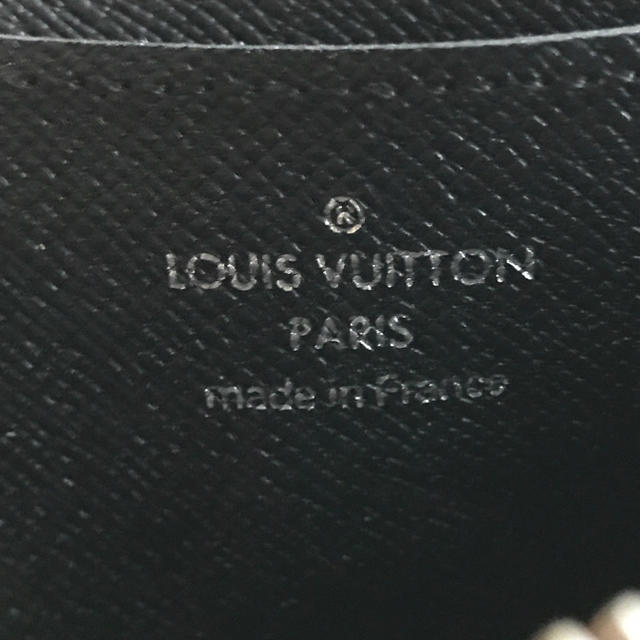 LOUIS VUITTON(ルイヴィトン)のルイヴィトン グラフィット コインパース メンズのファッション小物(コインケース/小銭入れ)の商品写真